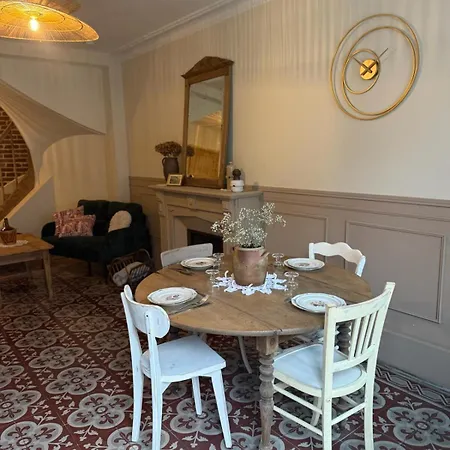 Apartment L Entre Deux Epoques