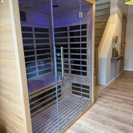 L Entre Deux Epoques * Pre-en-Pail-Saint-Samson