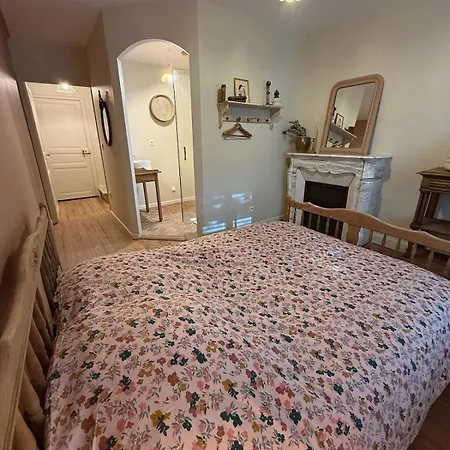 아파트 L Entre Deux Epoques *