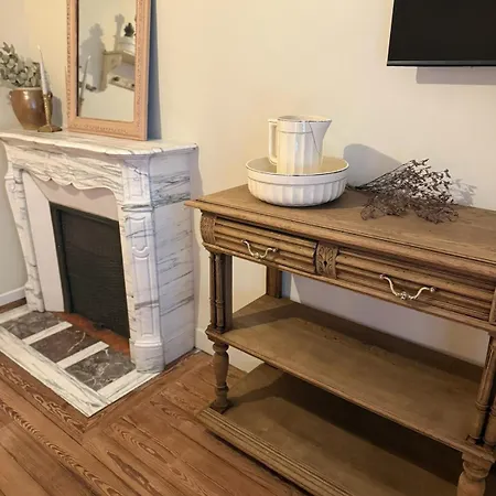 L Entre Deux Epoques Pre-en-Pail-Saint-Samson