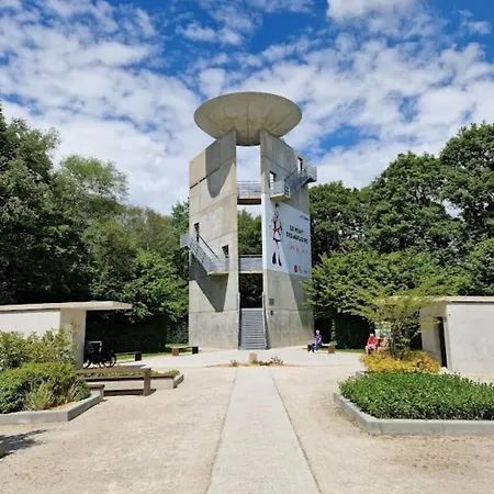 L Entre Deux Epoques Pre-en-Pail-Saint-Samson