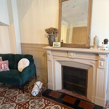 L Entre Deux Epoques