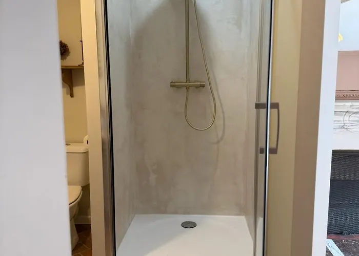 L Entre Deux Epoques Pre-en-Pail-Saint-Samson